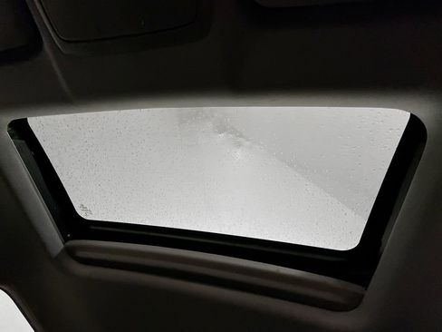 Used 2021 Honda CR-V EX image 11