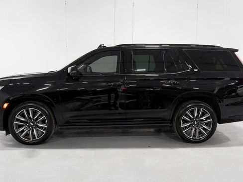 Used 2024 Cadillac Escalade Sport Platinum image 2