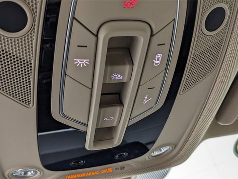 Used 2019 Audi Q5 Prestige w/ Prestige Package image 31