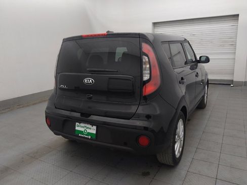 Used 2019 Kia Soul + FWD image 9