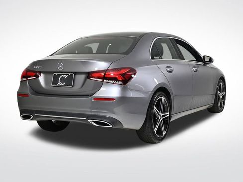 Used 2022 Mercedes-Benz A 220 image 5