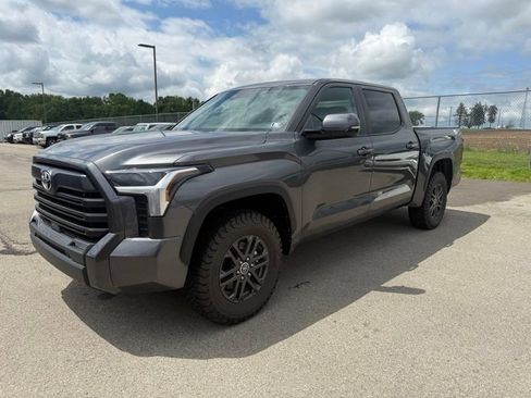 Used 2024 Toyota Tundra SR5 w/ SR5 Convenience Package AWD/4WD image 3