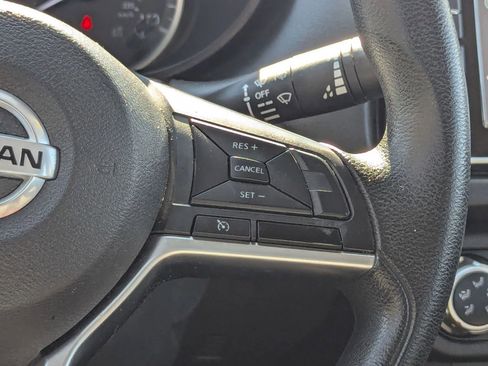 Used 2020 Nissan Versa S FWD image 19
