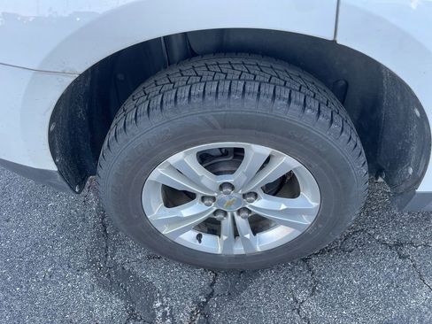 Used 2012 Chevrolet Equinox LS image 11