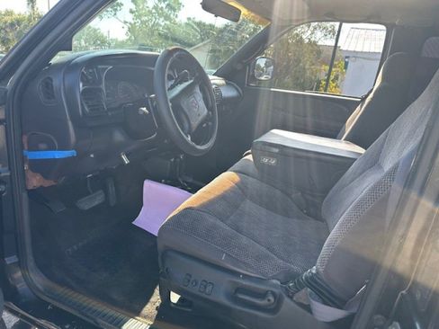 Used 2001 Dodge Ram 2500 Truck 4x4 Quad Cab image 9