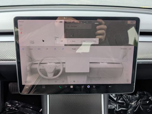 Used 2020 Tesla Model 3 Long Range image 23