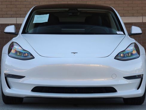 Used 2023 Tesla Model 3 Standard Range RWD image 6