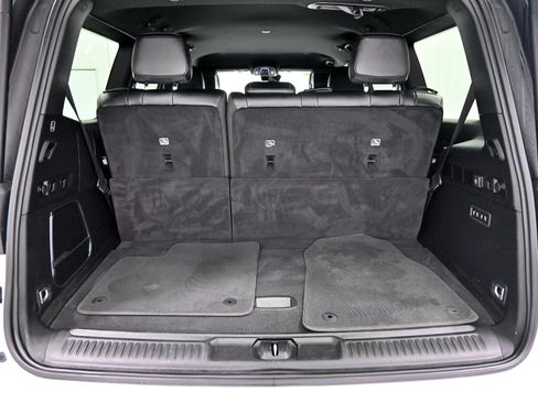 Used 2022 Jeep Wagoneer Series III AWD/4WD image 36