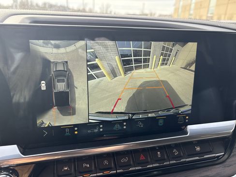 Used 2023 GMC Sierra 1500 SLT w/ SLT Premium Plus Package image 25