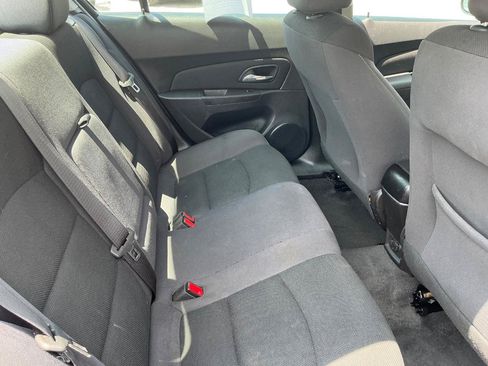 Used 2015 Chevrolet Cruze LT FWD image 10