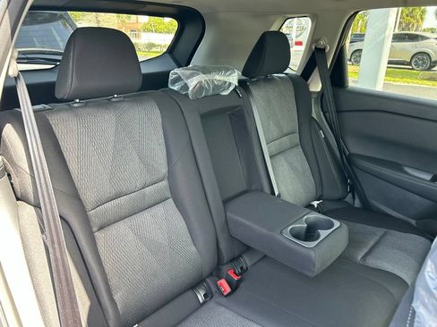 Used 2026 Nissan Rogue SV FWD image 47