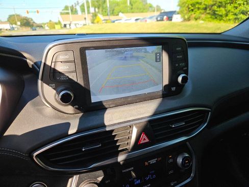 Used 2019 Hyundai Santa Fe Limited FWD image 21