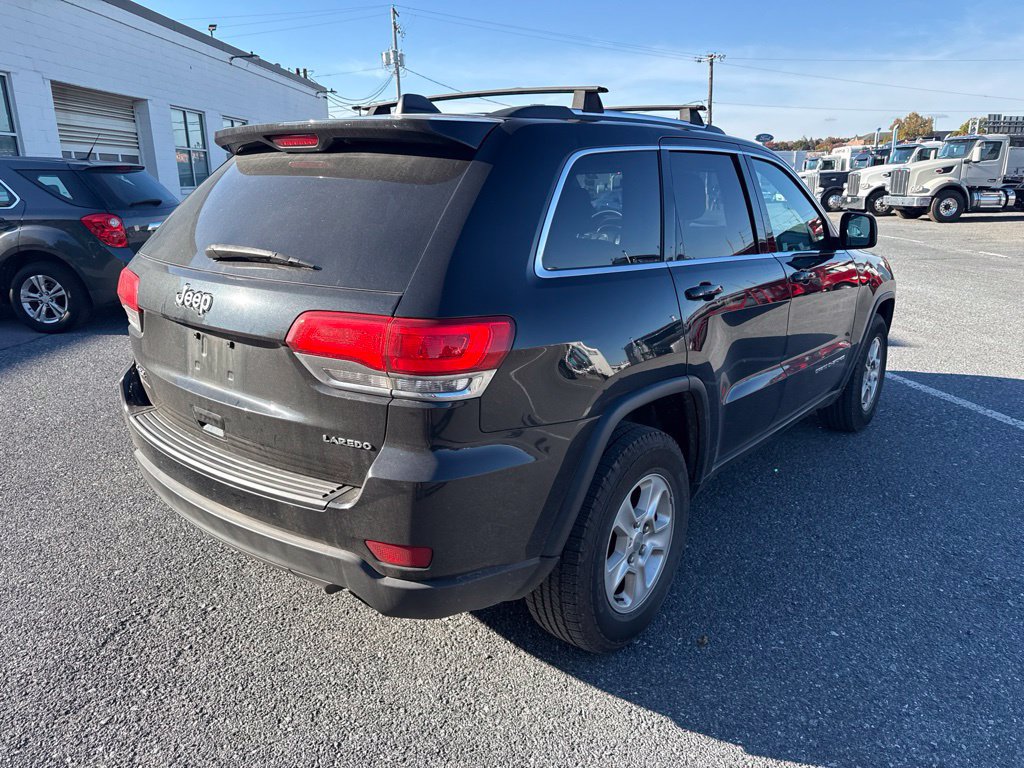 Used 2016 Jeep Grand Cherokee Laredo w/ Quick Order Package 23E AWD/4WD image 6