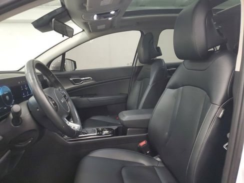 Used 2024 Kia Sportage SX image 15