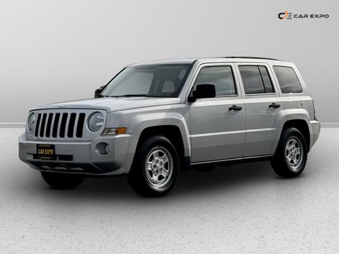 Used 2010 Jeep Patriot Sport image 17