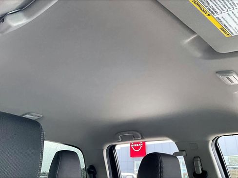 Certified 2023 Nissan Frontier SV w/ Tow Package image 13