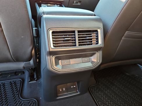 New 2026 Volkswagen Atlas Cross Sport SEL Premium R-Line image 10