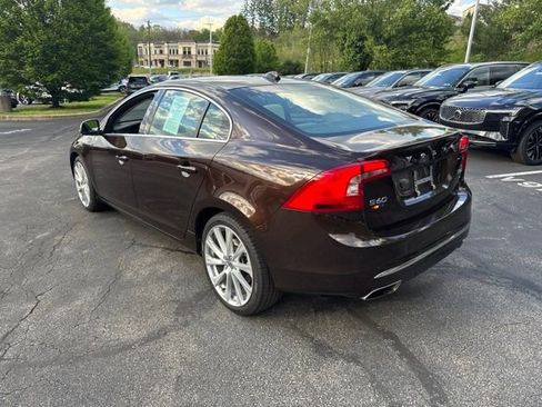 Used 2017 Volvo S60 T5 Inscription Platinum w/ Climate Package AWD/4WD image 3