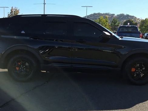 Used 2023 Ford Explorer Timberline AWD/4WD image 9