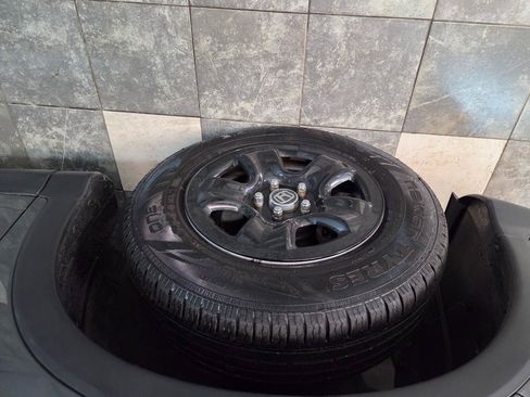 Used 2014 Honda CR-V LX image 9