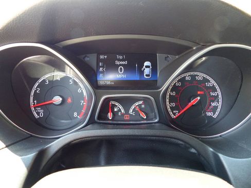 Used 2018 Ford Focus ST FWD image 29