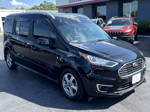 Used 2019 Ford Transit Connect Titanium w/ Titanium Premium Package image 3