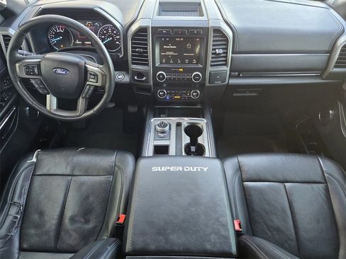 Used 2019 Ford Expedition XLT w/ Equipment Group 202A image 23