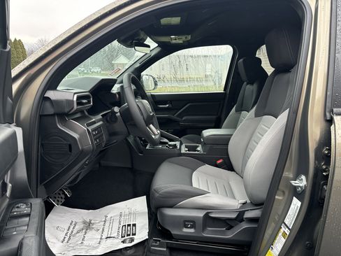 Certified 2025 Toyota Tacoma TRD Sport image 14