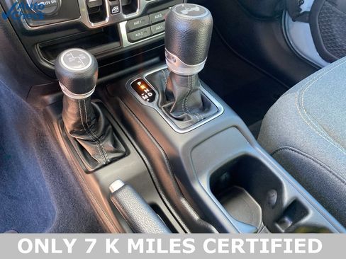 Used 2024 Jeep Wrangler Unlimited Sahara image 40