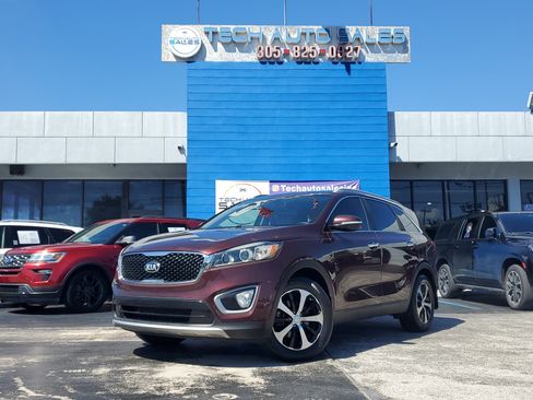 Used 2017 Kia Sorento EX w/ EX V6 Premium Package image 2