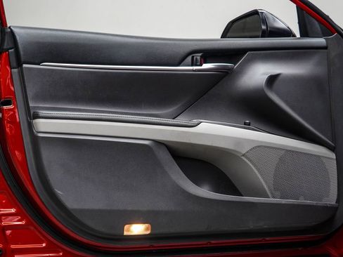 Used 2024 Toyota Camry XSE image 31