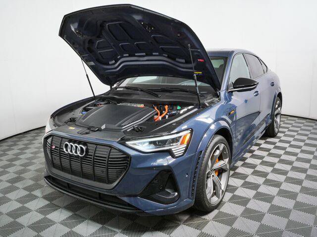 Used 2023 Audi e-tron S Prestige w/ Prestige Package AWD/4WD image 37