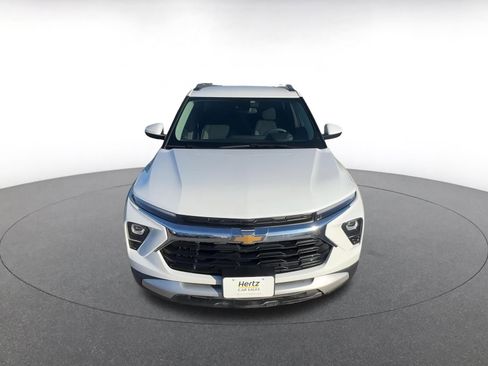 Used 2025 Chevrolet TrailBlazer LT image 4