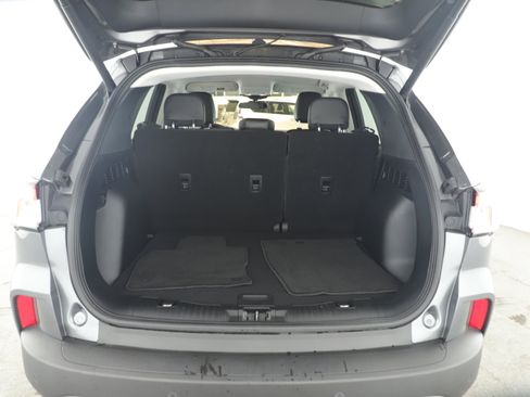 Used 2021 Ford Escape SEL image 5