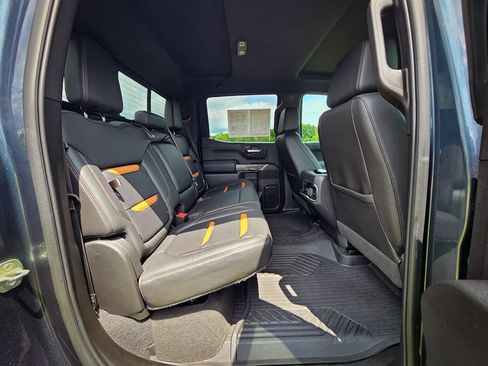 Used 2020 GMC Sierra 1500 AT4 w/ AT4 Premium Package AWD/4WD image 39