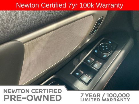 Used 2025 Ford Expedition Max Active AWD/4WD image 33