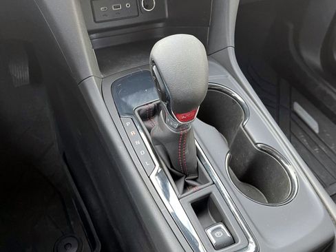 Certified 2023 Chevrolet Equinox RS w/ LPO, Floor Liner Package image 26