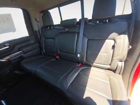 Used 2022 Chevrolet Silverado 2500 LTZ w/ LTZ Convenience Package AWD/4WD image 15