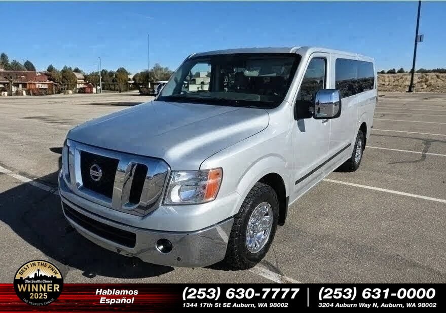 Used 2018 Nissan NV 3500 SL RWD image 1
