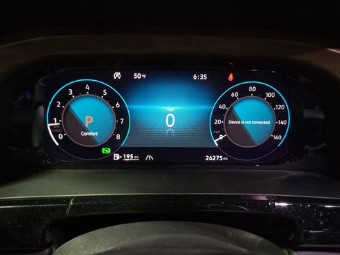 Used 2024 Volkswagen Atlas SE w/ Panoramic Sunroof Package image 30