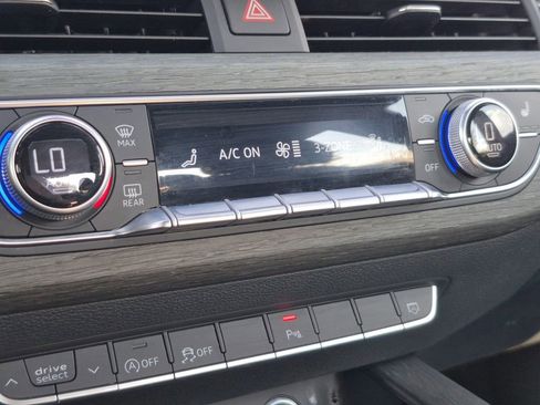 Used 2023 Audi A4 2.0T Premium Plus image 23