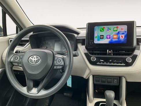 Used 2023 Toyota Corolla Cross L FWD image 10
