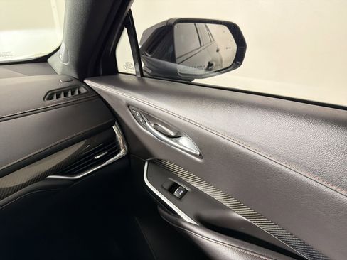 Used 2023 Cadillac XT4 Sport FWD image 28
