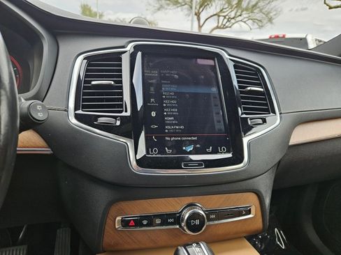 Used 2017 Volvo XC90 T6 Inscription w/ Vision Package image 12