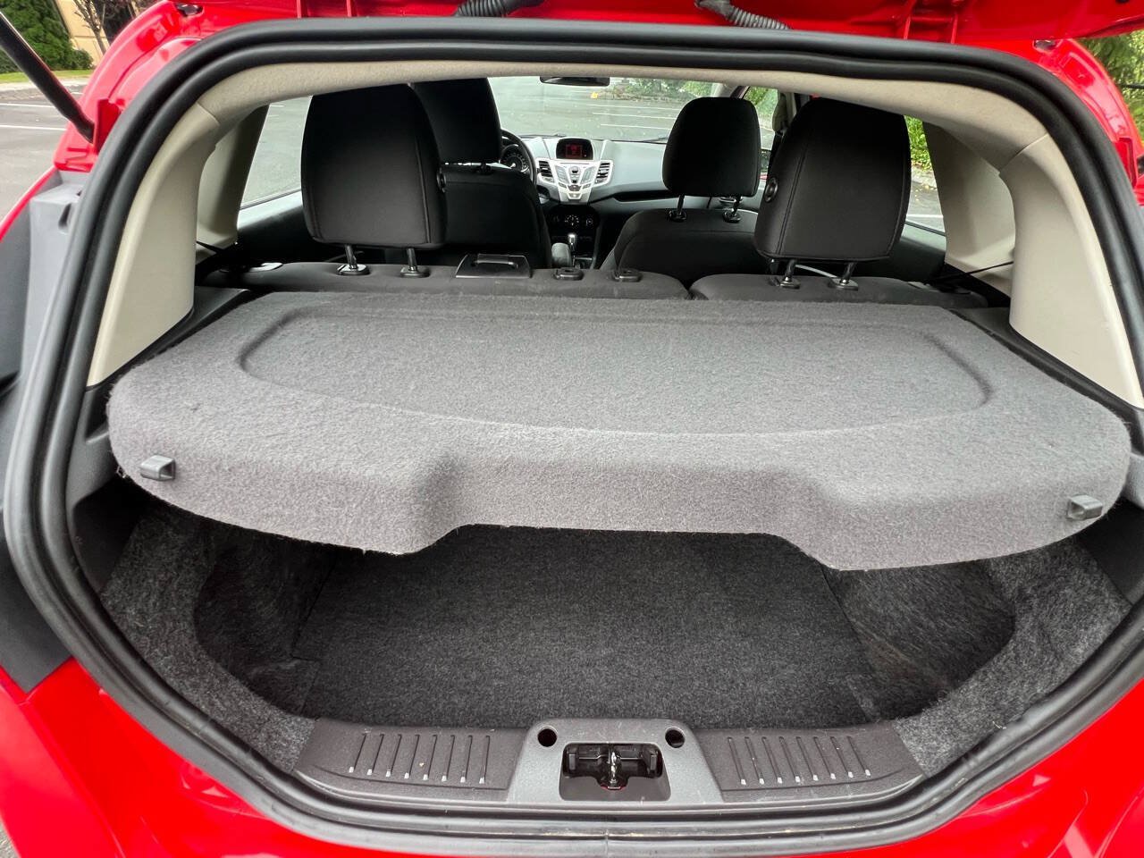Used 2013 Ford Fiesta SE FWD image 16