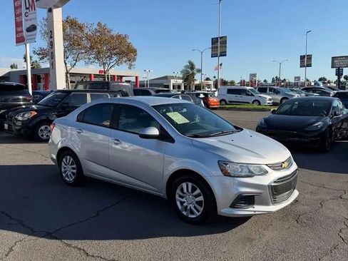 Used 2018 Chevrolet Sonic LS image 2