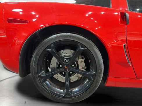 Used 2011 Chevrolet Corvette Grand Sport w/ Preferred Equipment Group image 34