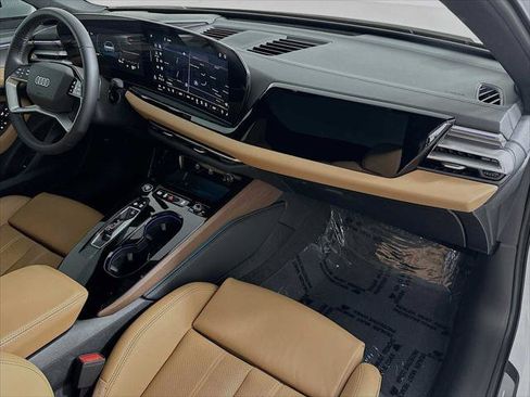 Certified 2025 Audi A5 2.0T Premium w/ Premium Plus AWD/4WD image 27