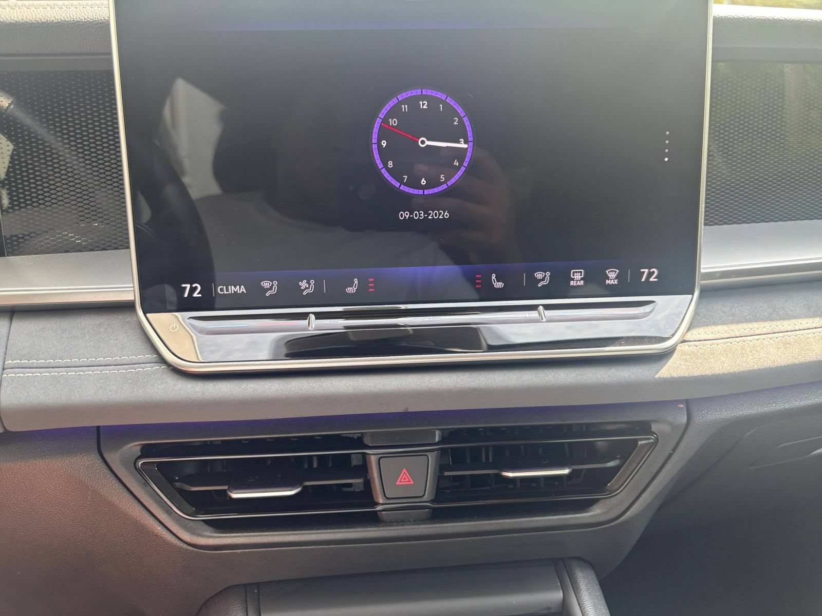 Used 2026 Volkswagen Tiguan SE FWD image 16
