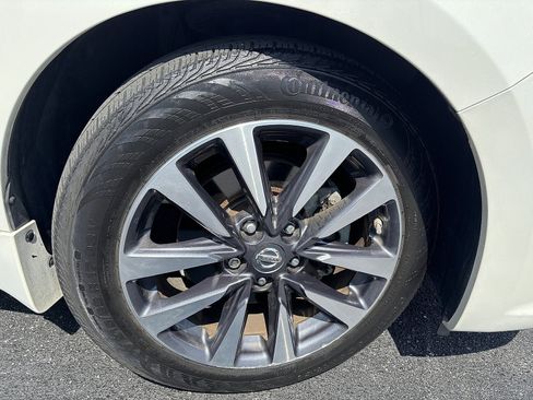 Used 2017 Nissan Altima 2.5 SV FWD image 11